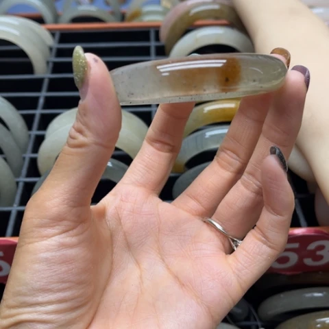 饭***璐石英质玉手镯未镶嵌