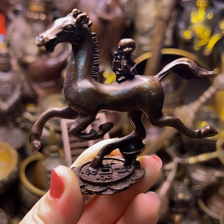 铜122336889669996688