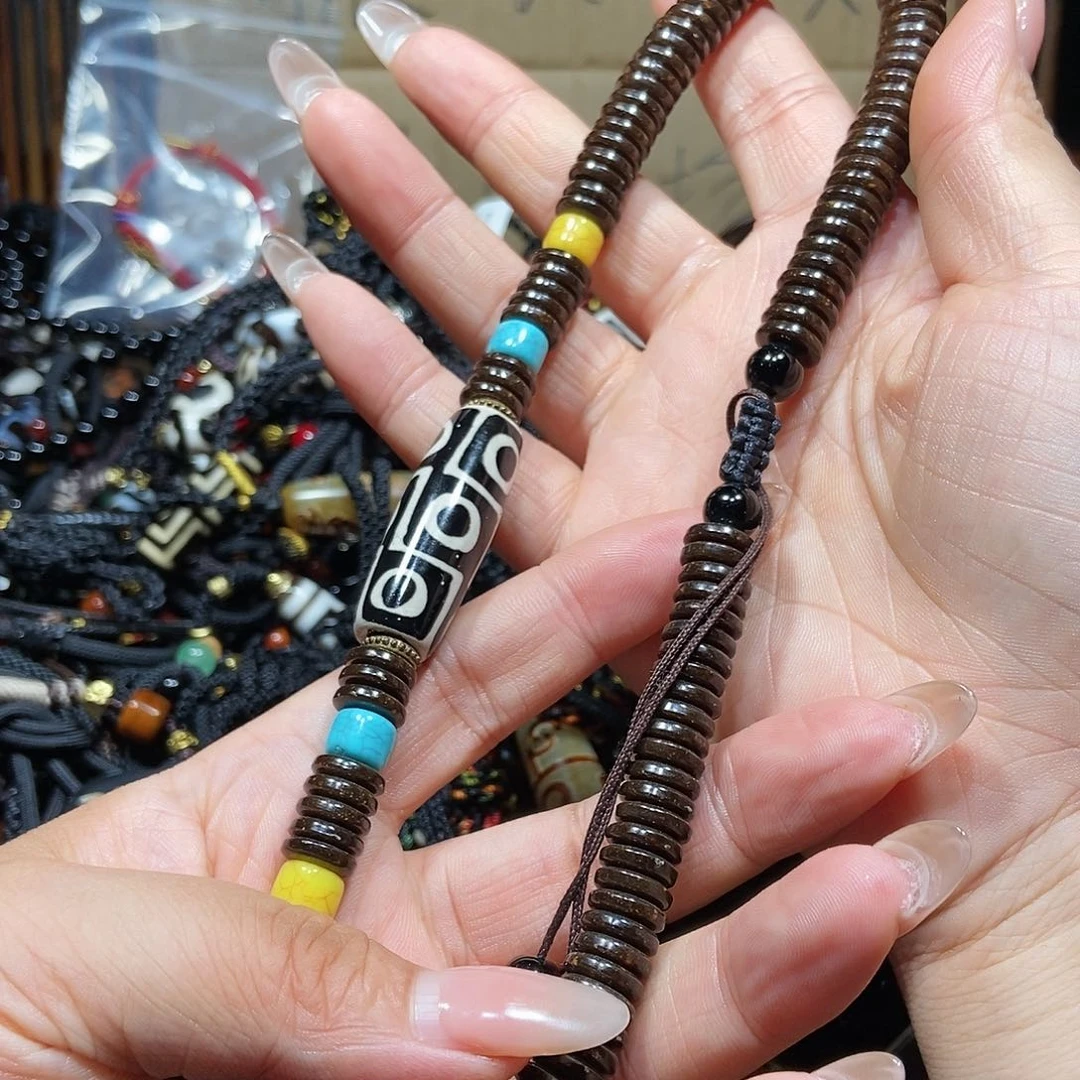 玛瑙/玉髓颈饰未镶嵌多样性发其一