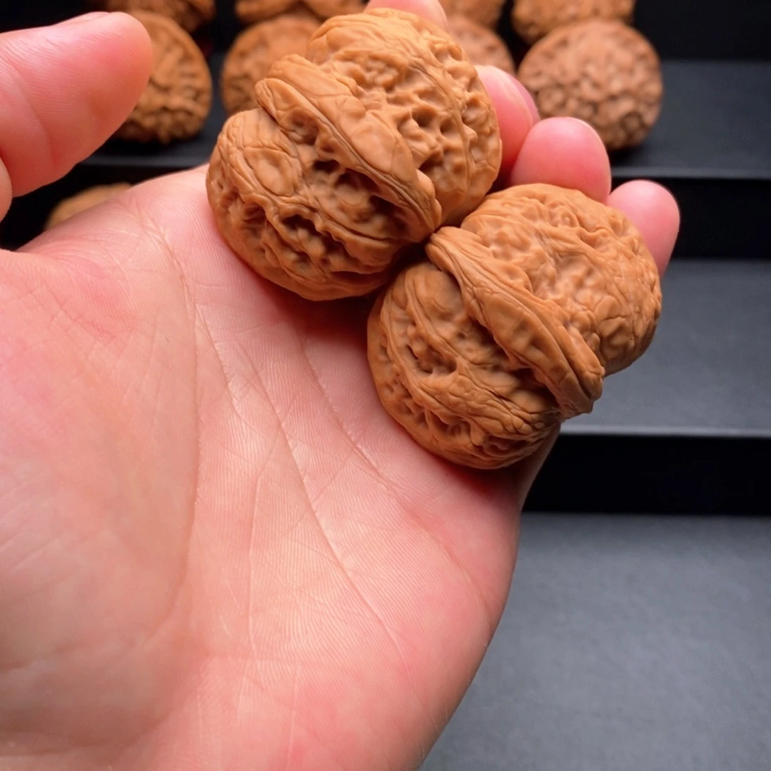 桃核把件44全品元宝