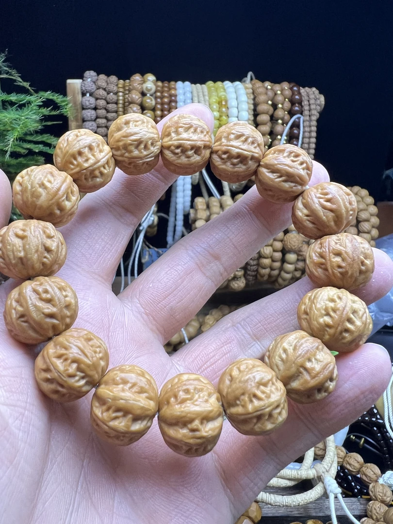 【大京八棱】猴头雕刻大京八棱手串，尺寸17+