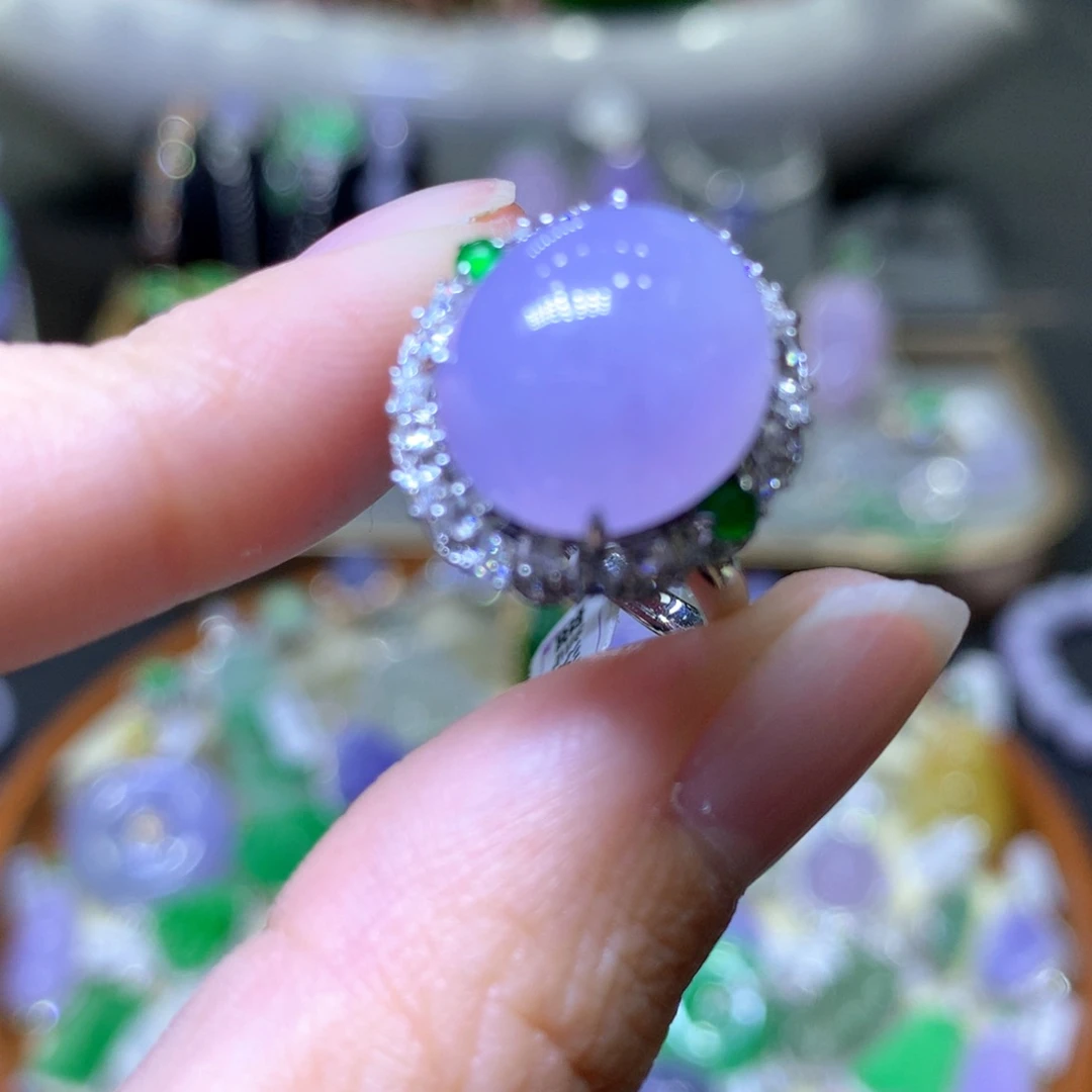 【闪购商品】翡翠颈饰18K金镶嵌翡翠吊坠项链