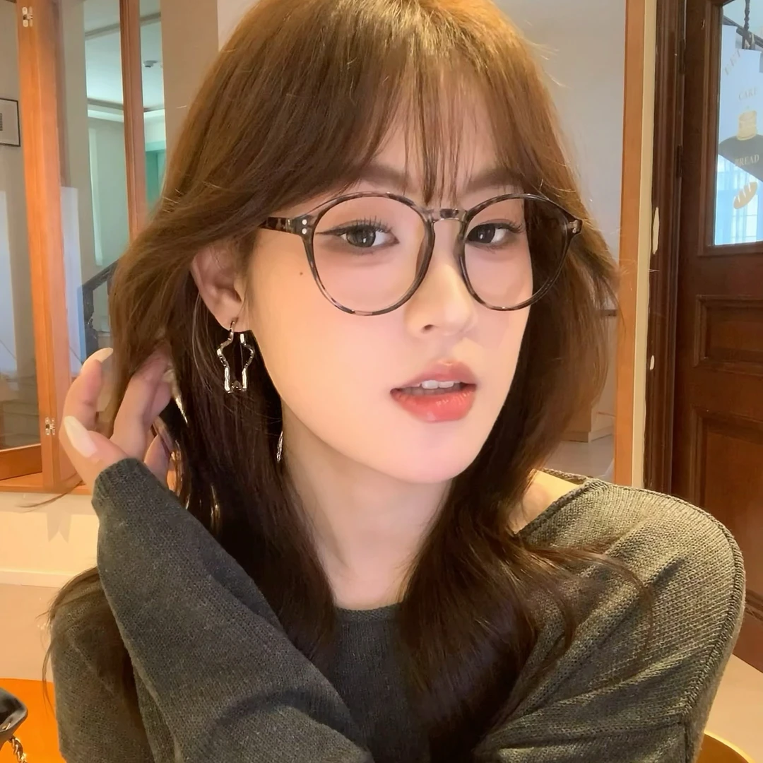 合金耳饰 银色镂空星星耳环女2025新款高级感五角星耳钉耳饰品