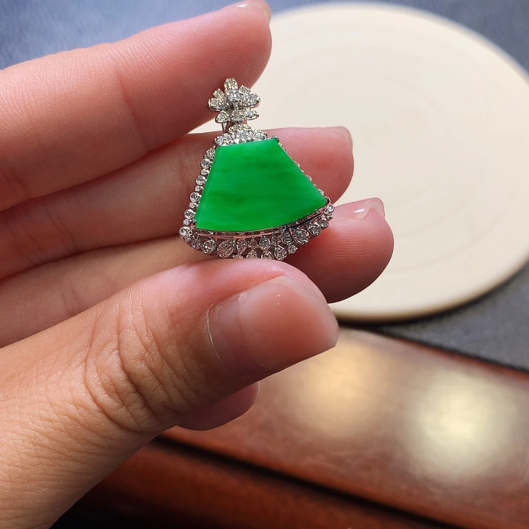 翡翠未镶嵌吊坠(不含链)冰阳绿无事牌