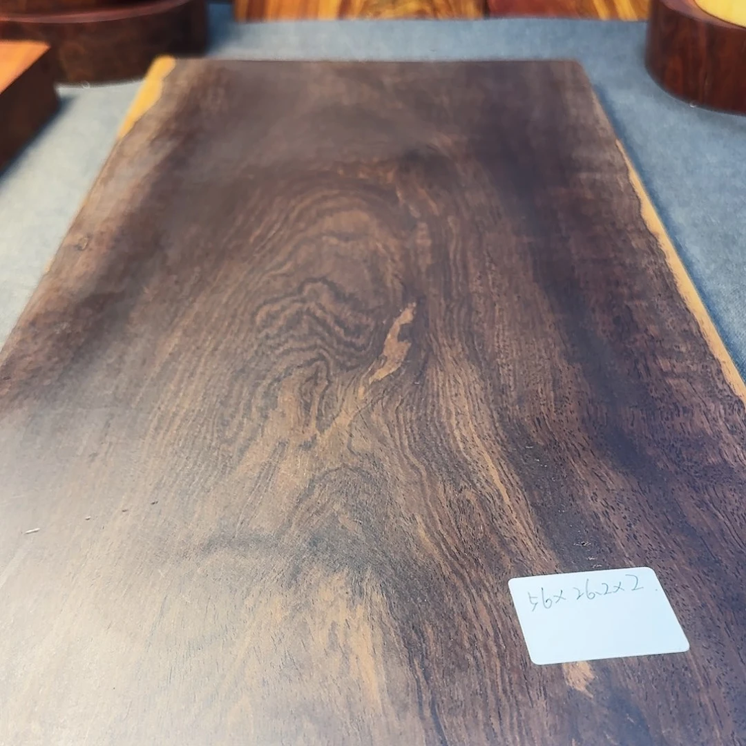 缘***。一物一拍原木原色