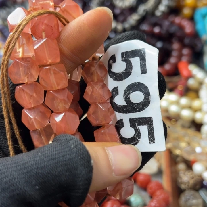 玛瑙/玉髓颈饰未镶嵌潇**树