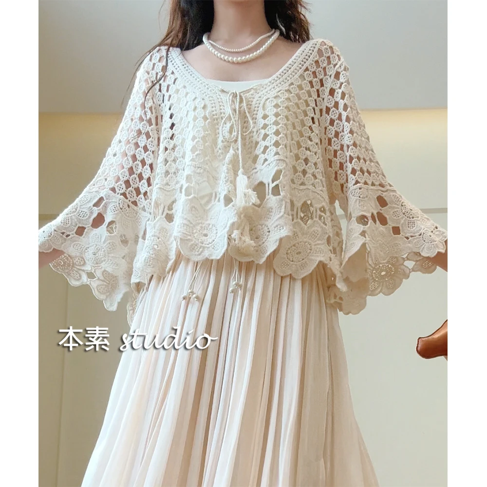 惬意假期C3981镂空钩花系带V领T恤