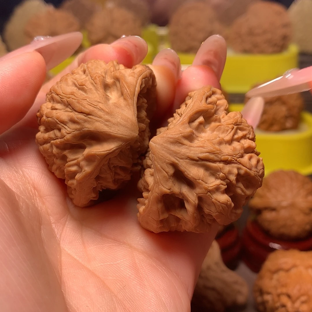 加***林文玩核桃吊坠蛇王全品毕业