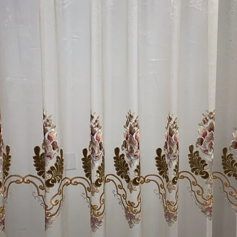 米色绣花纱帘9.1米面料