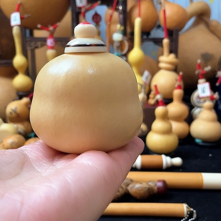 ?****?葫芦岛市委组织部副部长的陪同