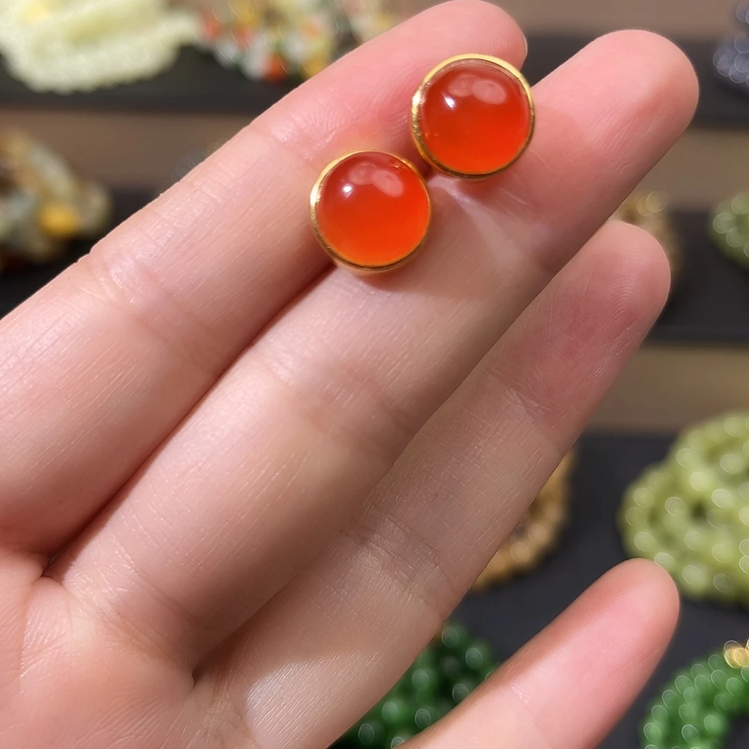 丫***丫南红玛瑙银S925镀金镶嵌耳饰