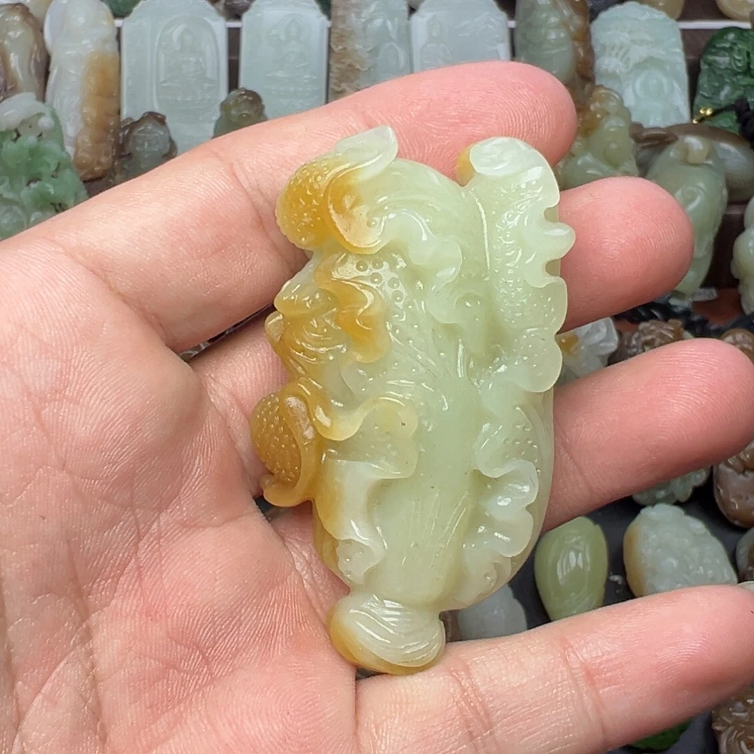 和田玉未镶嵌挂件