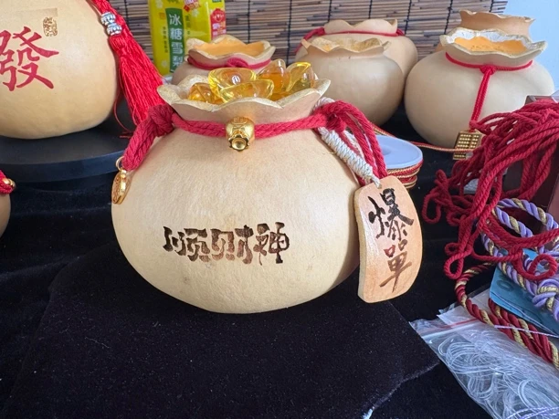 葫芦聚宝盆中号：节日送礼，乔迁新居，长辈祝寿，开业大吉