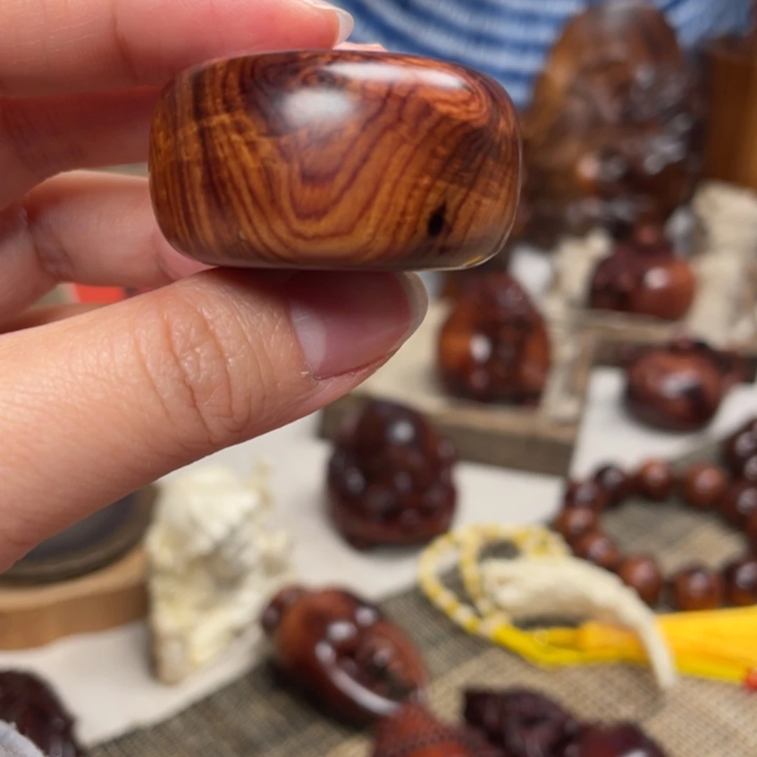 【闪购商品】黄花梨/降香黄檀手串/手链有**藏