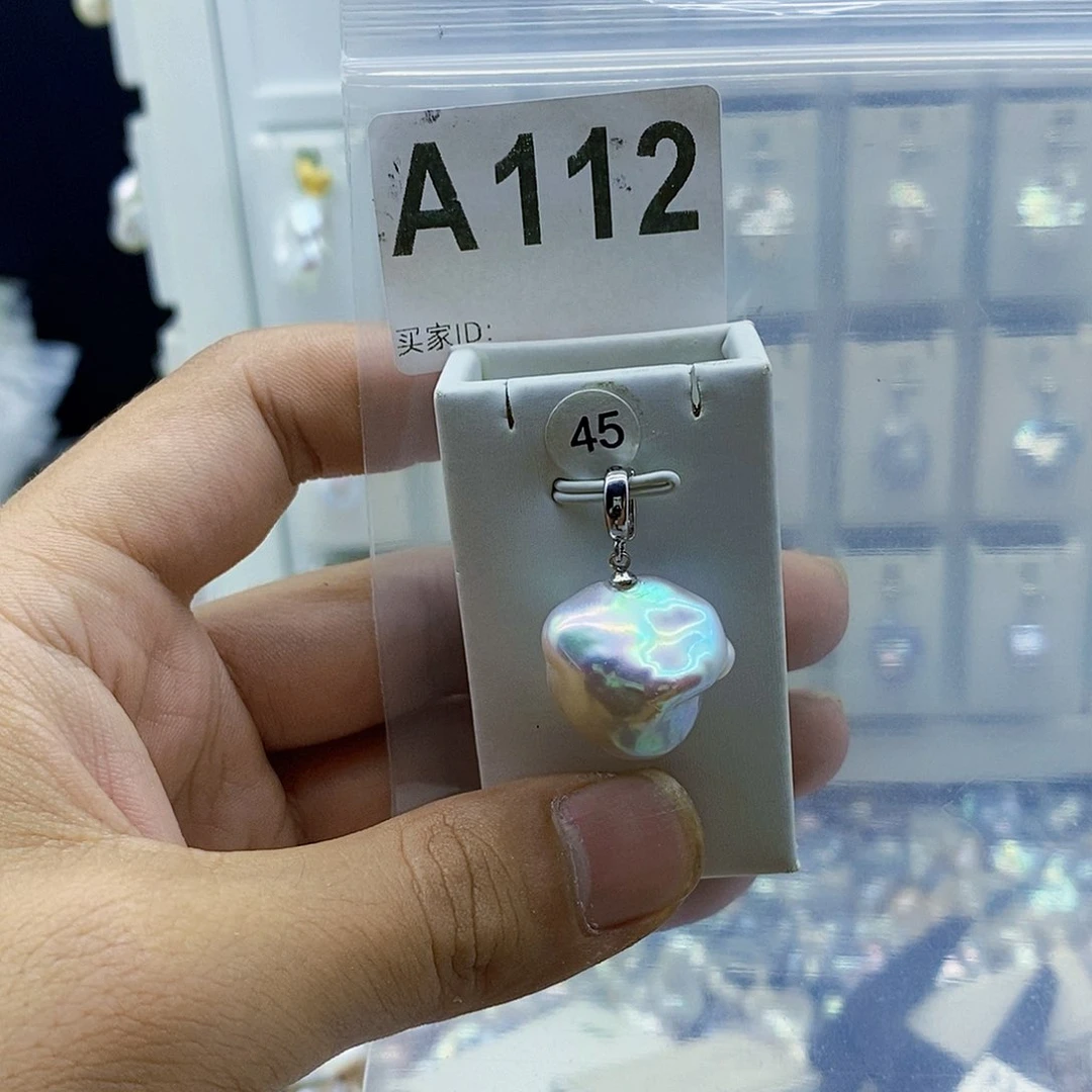 淡水珍珠合金颈饰