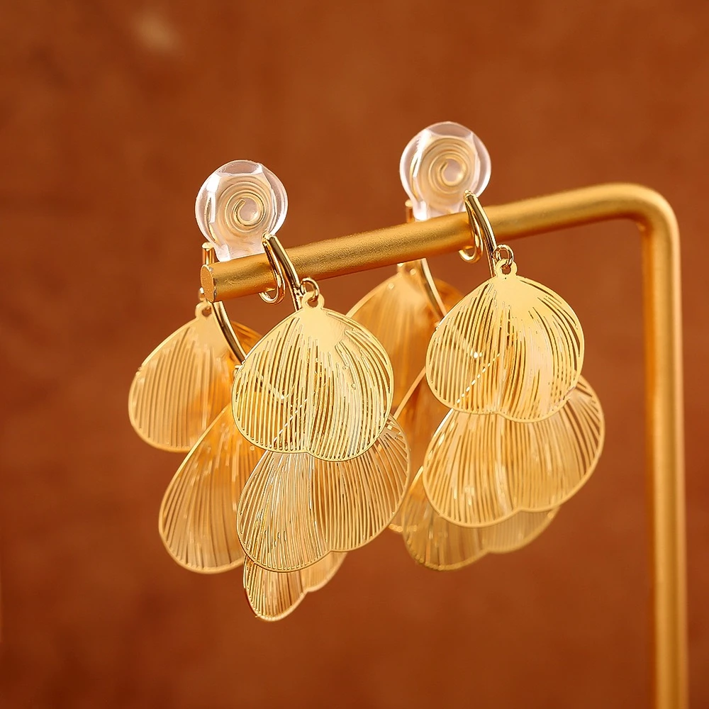 铜合金耳饰 金色银杏叶流苏耳夹女无耳洞蚊香盘小众首饰高级感