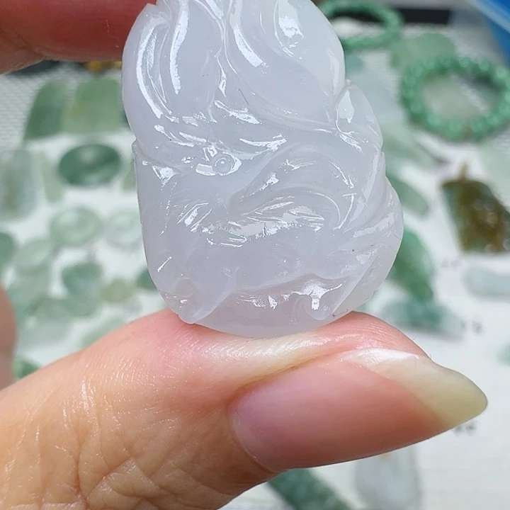 定制翡翠未镶嵌挂件