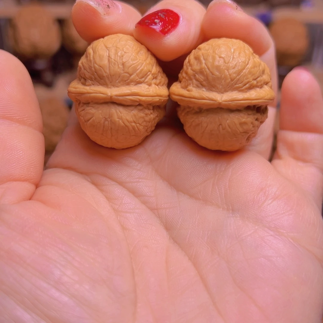 文玩核桃吊坠70w玄武球31尺