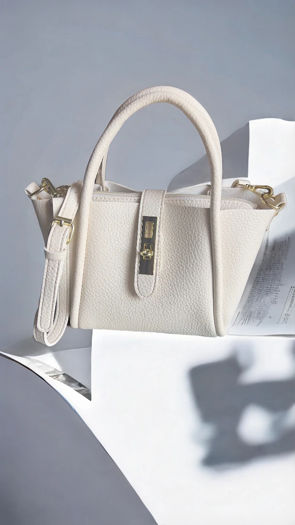 对准编码下单时尚休闲百搭女士包包