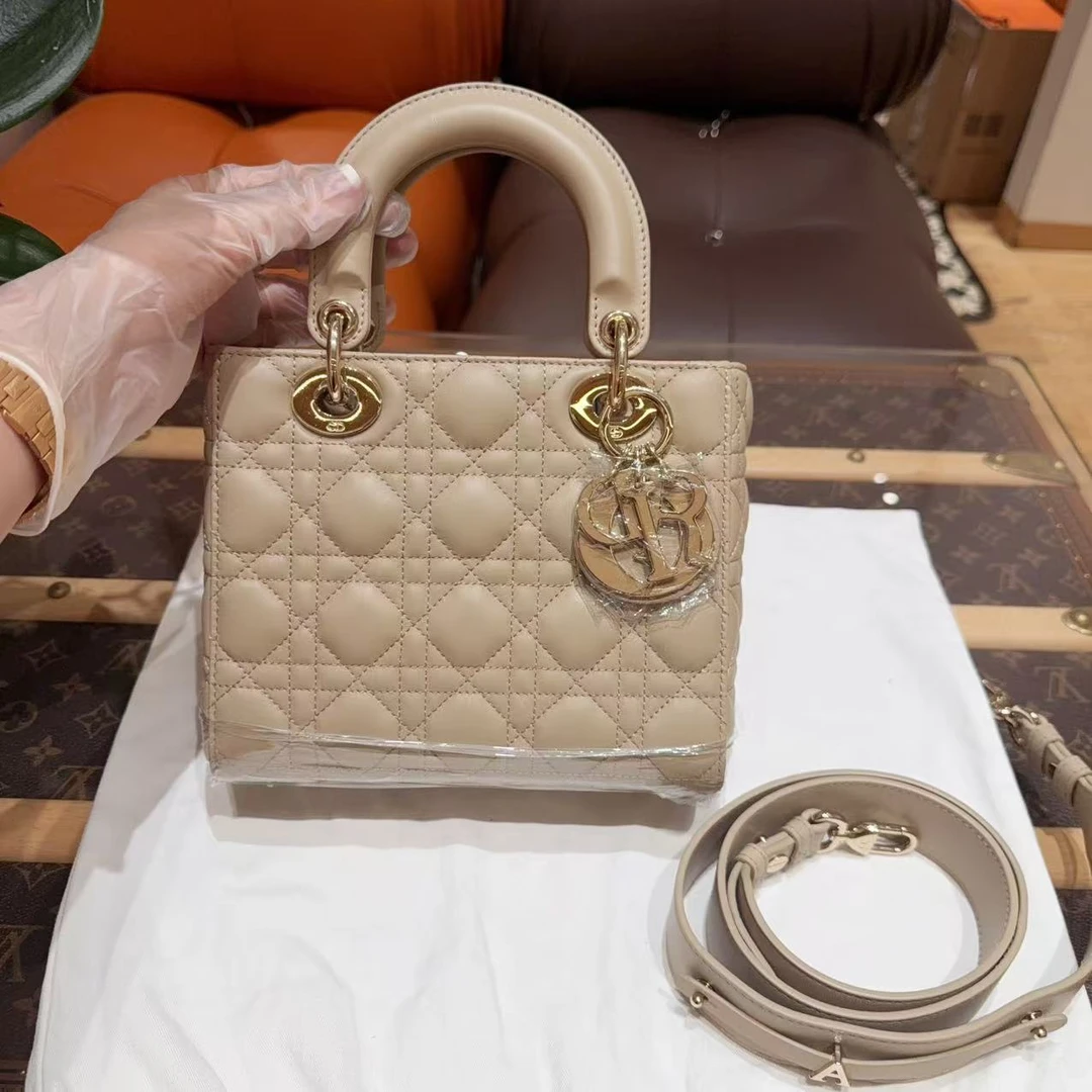 99新 DIOR/迪奥 戴妃四格 奶茶色珐琅扣 手提单肩斜挎包