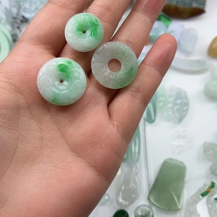 稀***9定制翡翠未镶嵌纯A