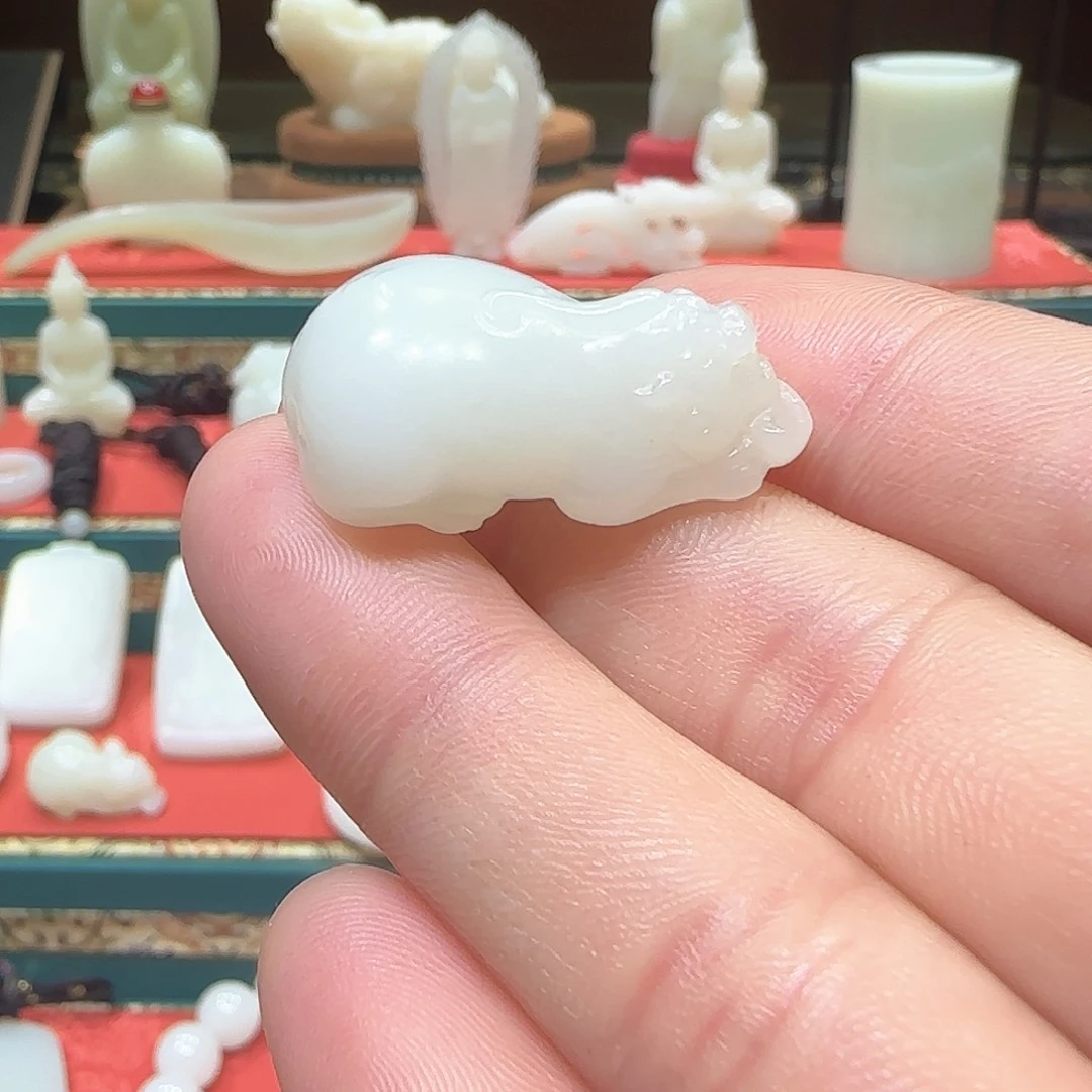 和田玉挂件未镶嵌