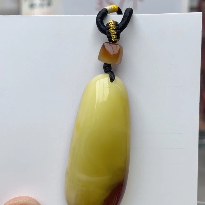 琥珀未镶嵌裸石蜜蜡吊坠