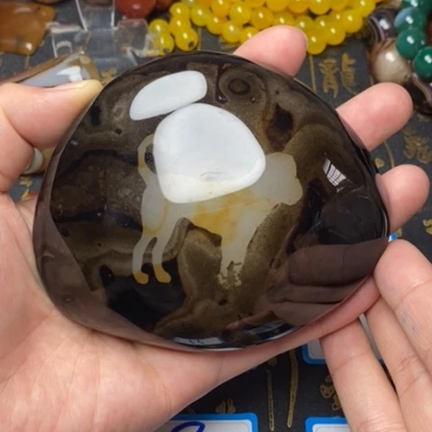 未镶嵌玛瑙/玉髓珠宝奇石道*