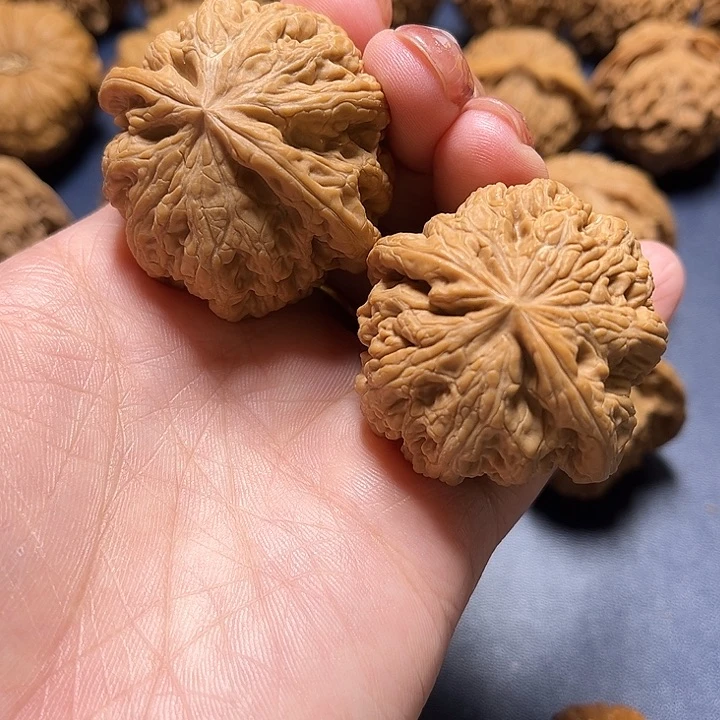 吊坠文玩核桃粗筋43