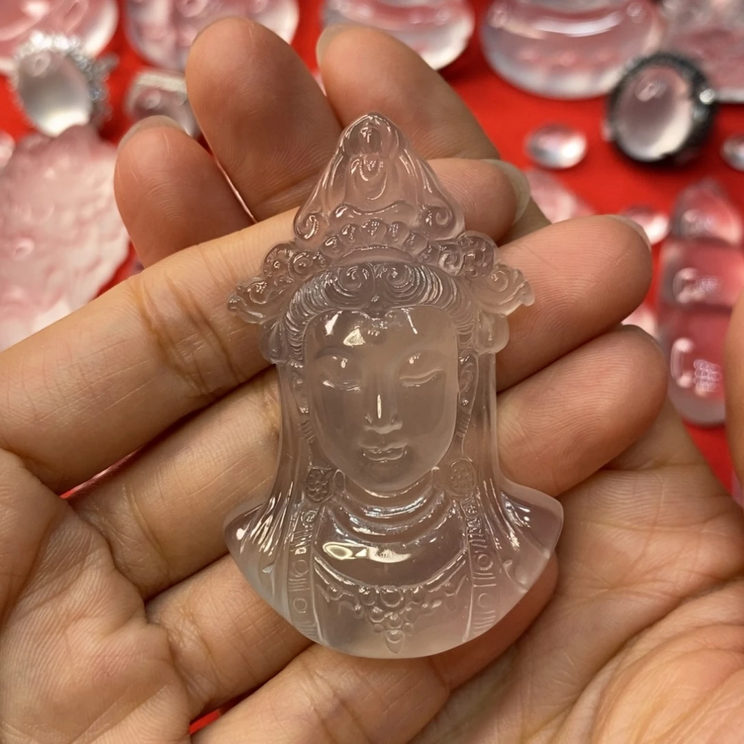 华***…石英质玉未镶嵌吊坠