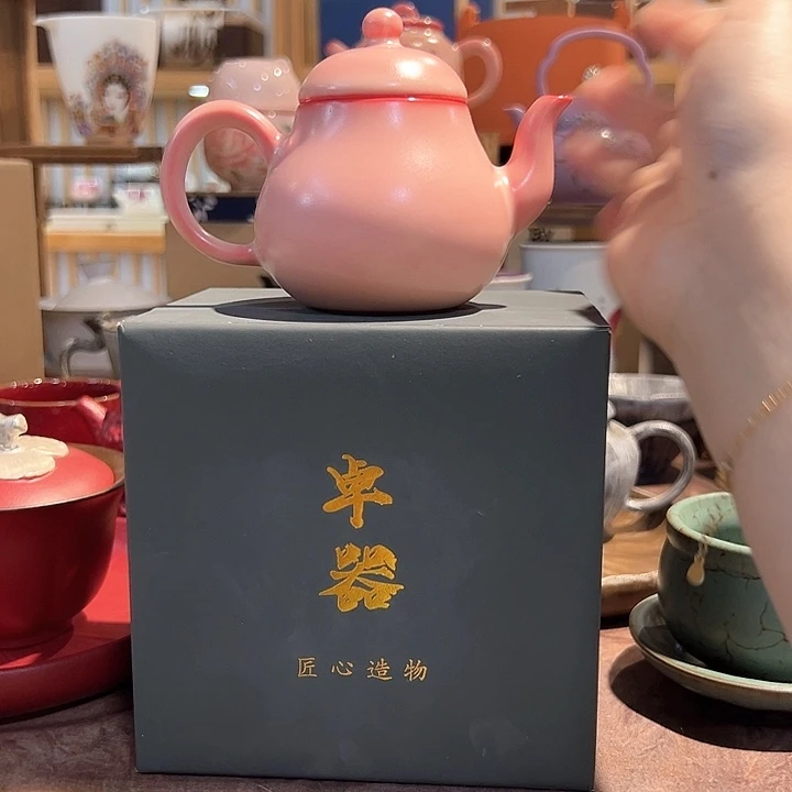 瓷片漂亮的小茶具啊