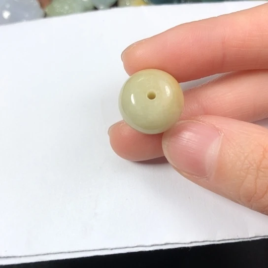 翡翠未镶嵌颈饰缅甸A货，每天下午1点半开播