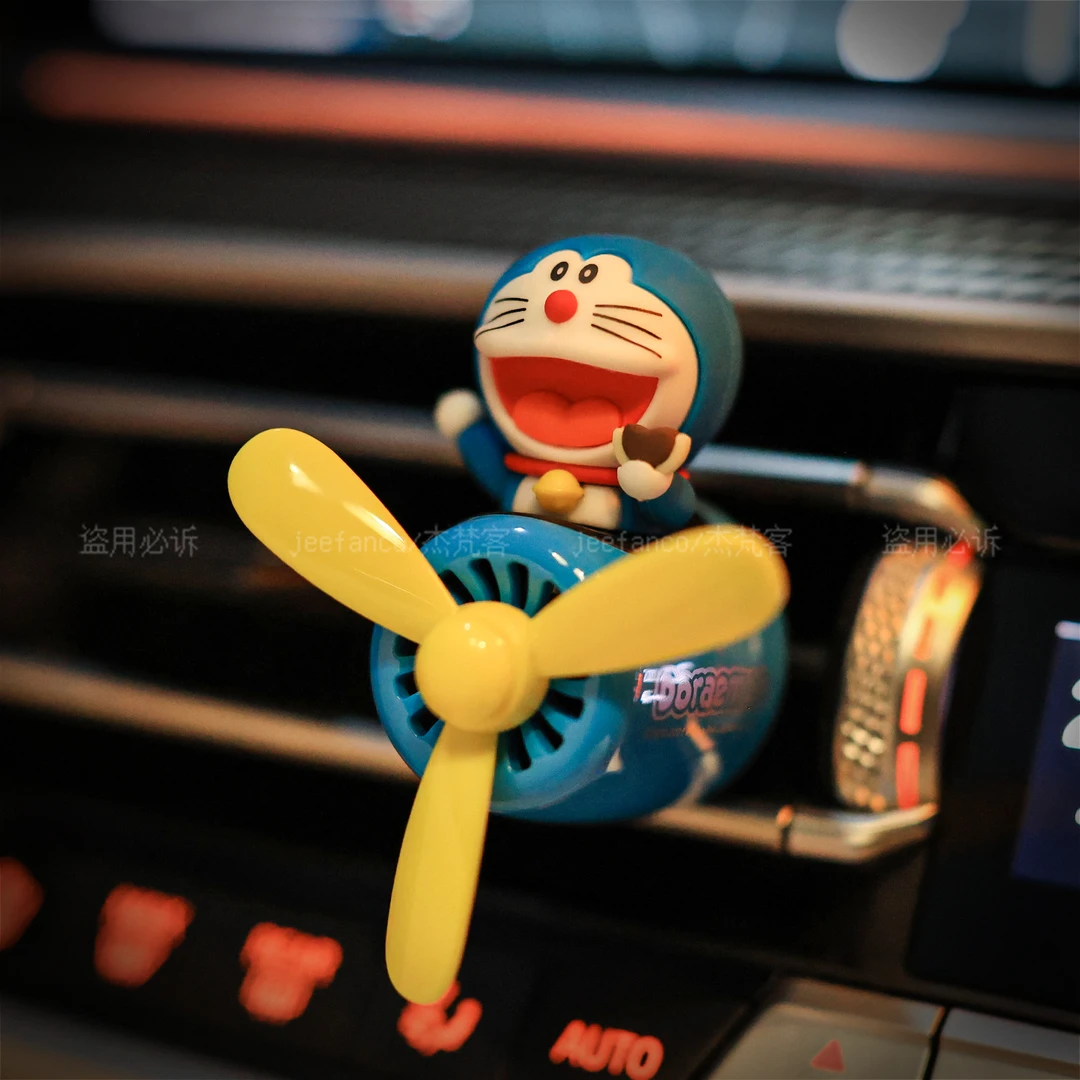 哆啦A梦 车载香薰汽车空调出风口香薰女生用香水可爱车内装饰摆件