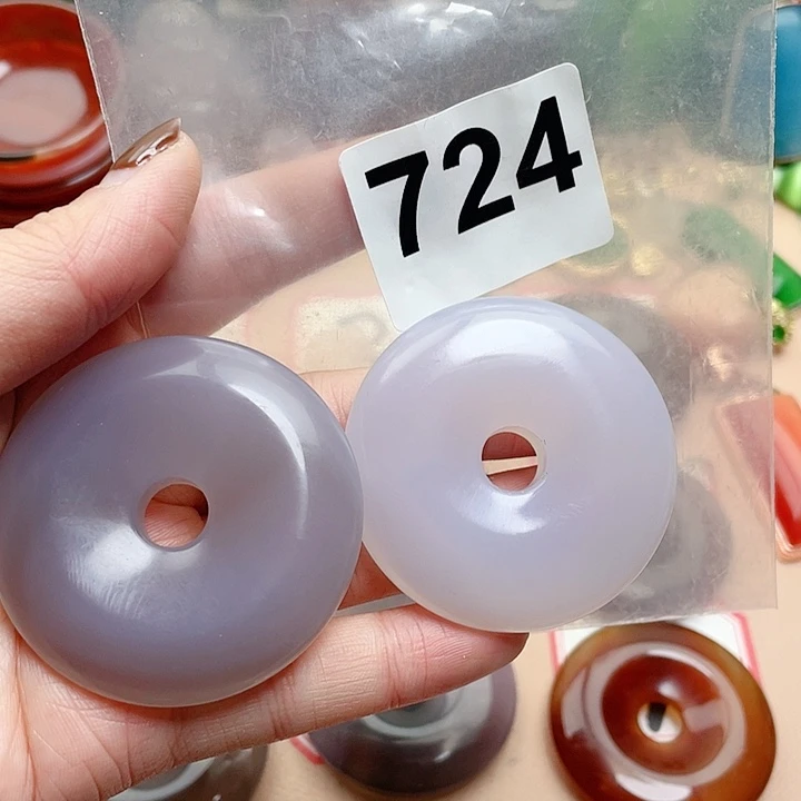 合金颈饰玛瑙/玉髓小*