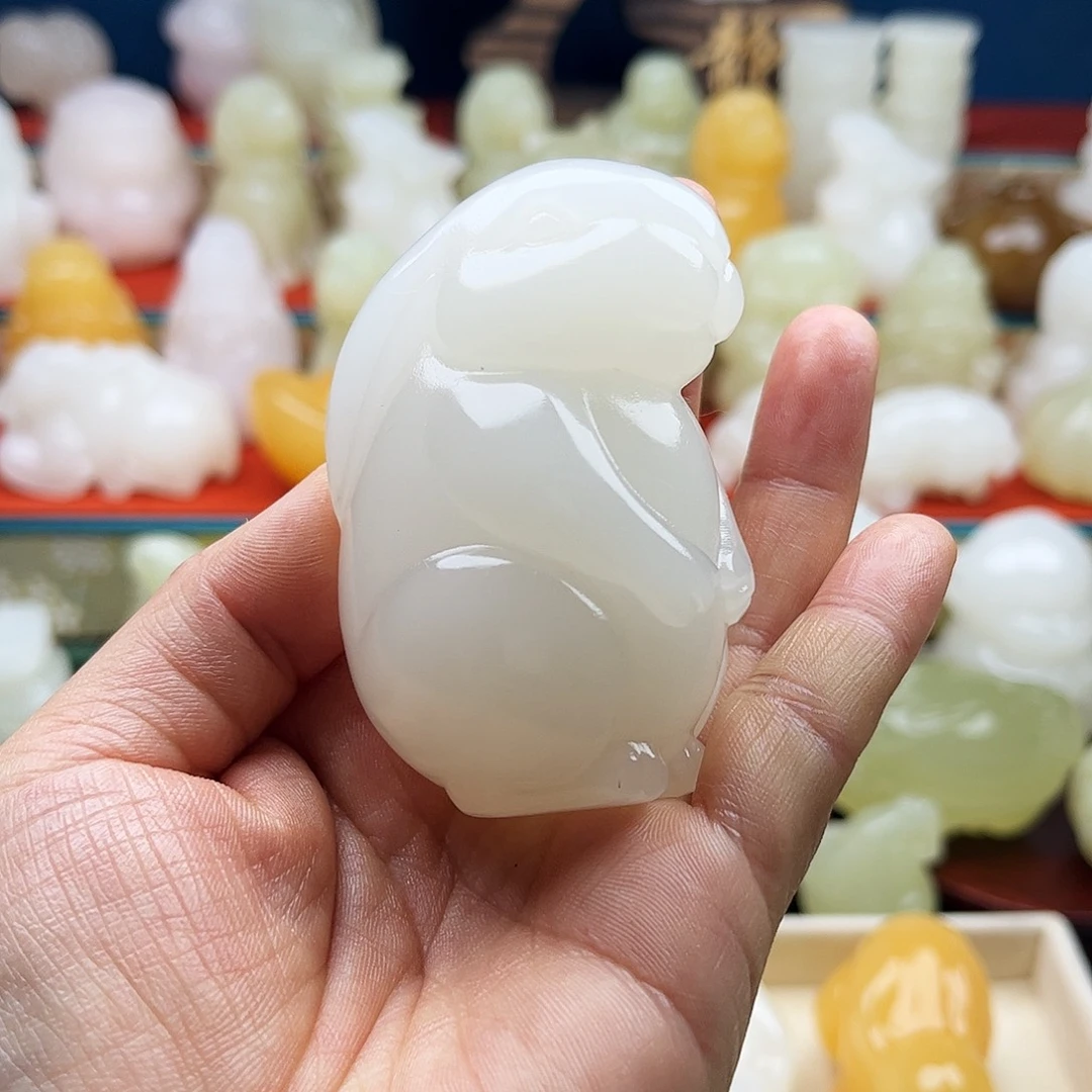 无***碍石材小兔子手把摆件