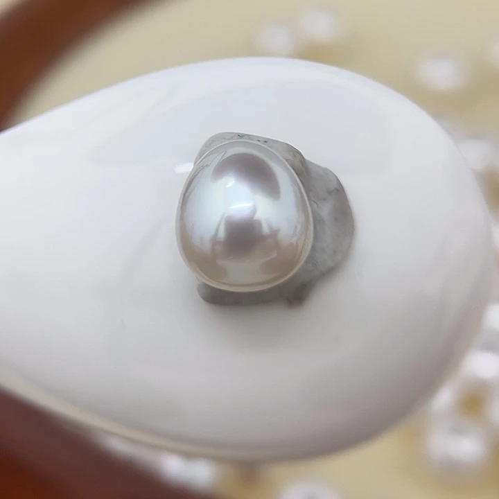 颈饰海水珍珠未镶嵌11.7*12.7 澳白 长水滴H0
