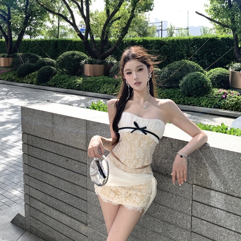 辣妹纯欲性感鱼骨抹胸蕾丝上衣+包臀半裙别致绝美飘带短款套装女