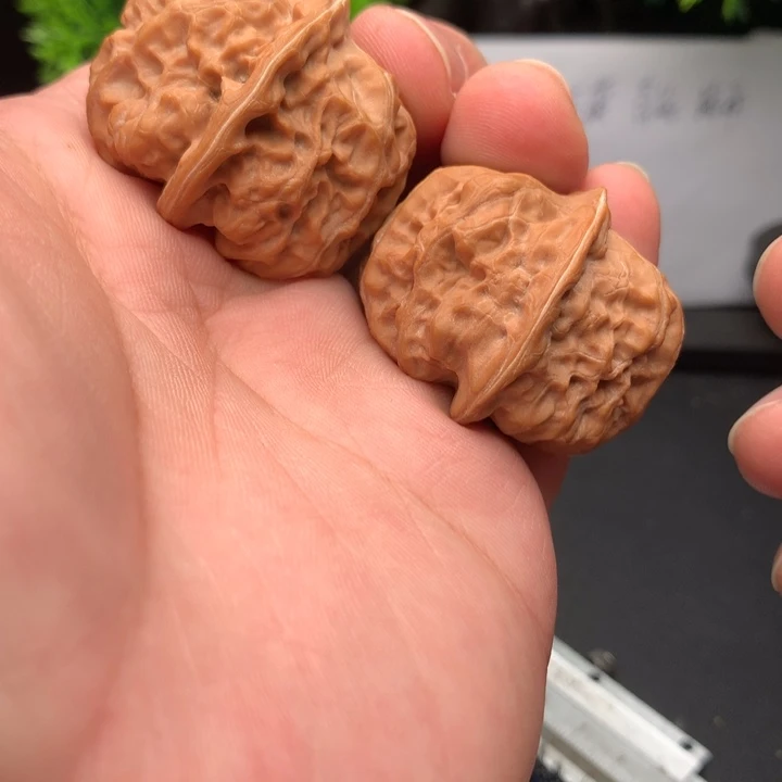 吊坠文玩核桃36门头沟元宝