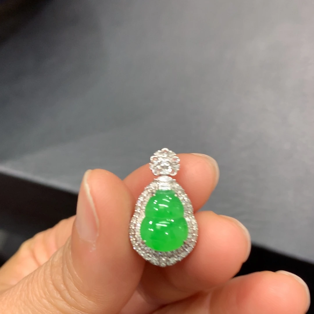 翡翠18K金镶嵌吊坠(不含链)