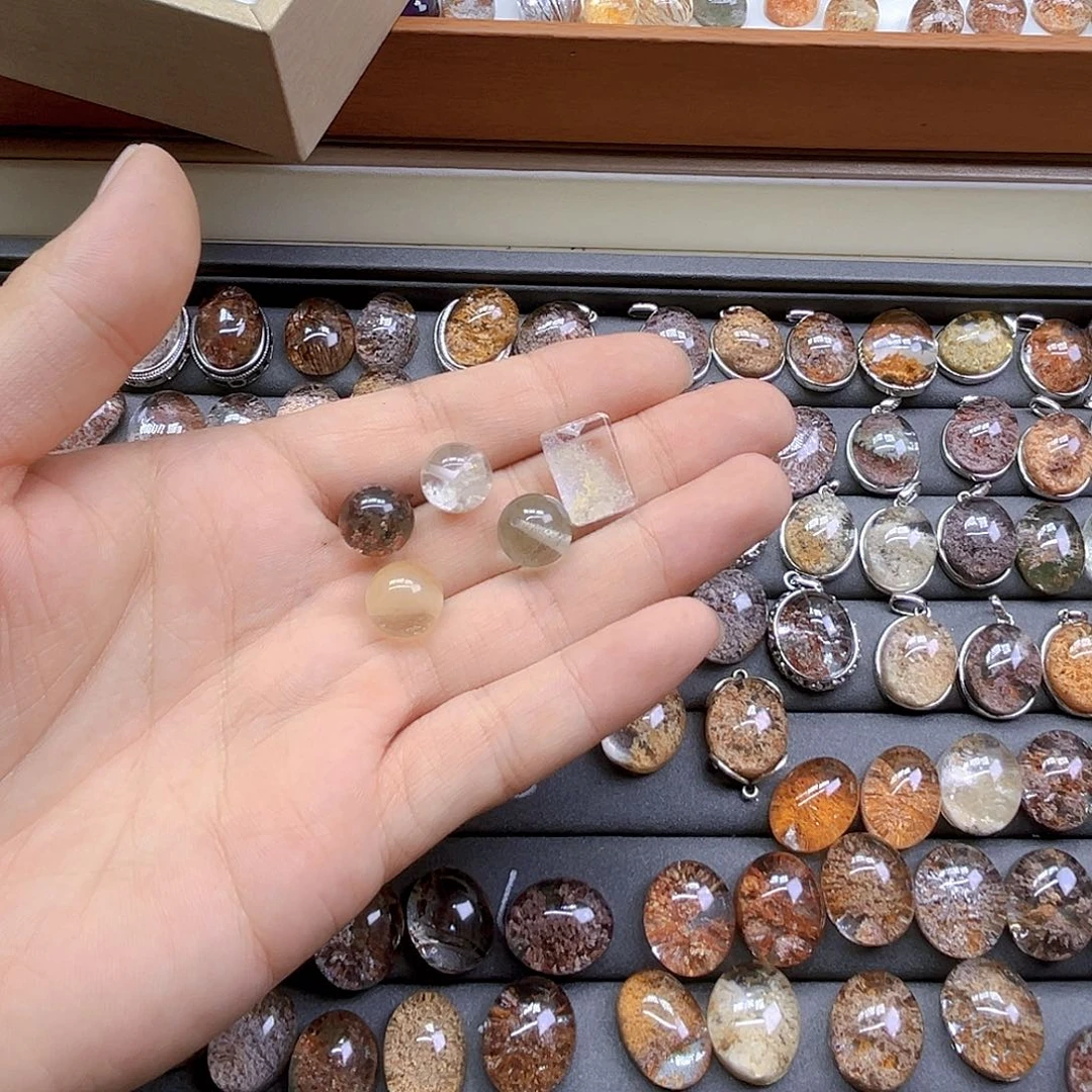 银S800镀金镶嵌吊坠(不含链)水晶?**恼