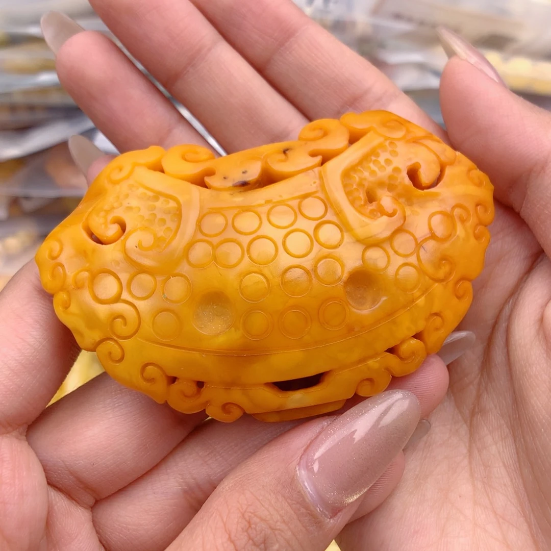 琥珀未镶嵌珠宝奇石