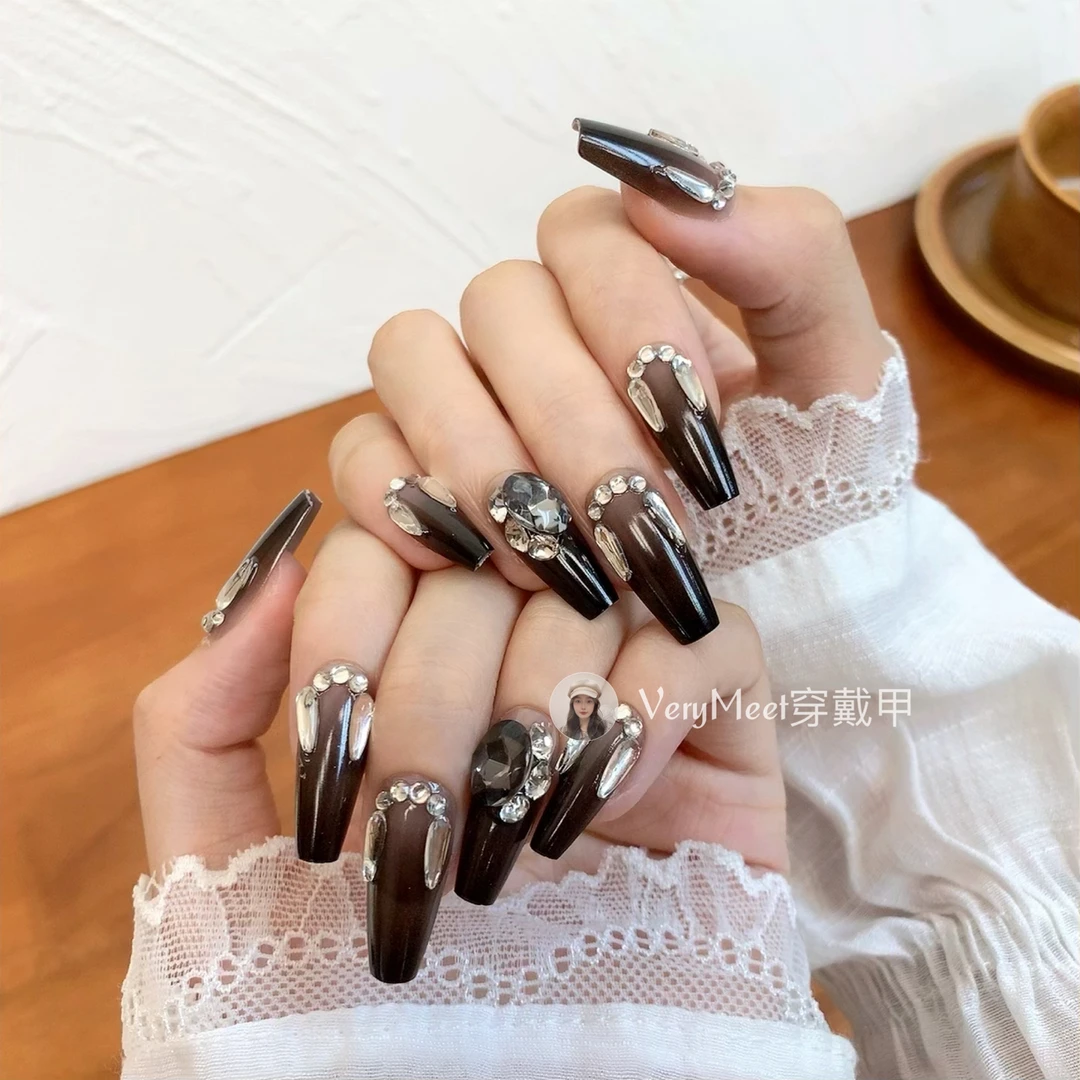 VERY MEETins高级黑色渐变长款爆闪拼钻纯手工美甲贴片辣妹风073