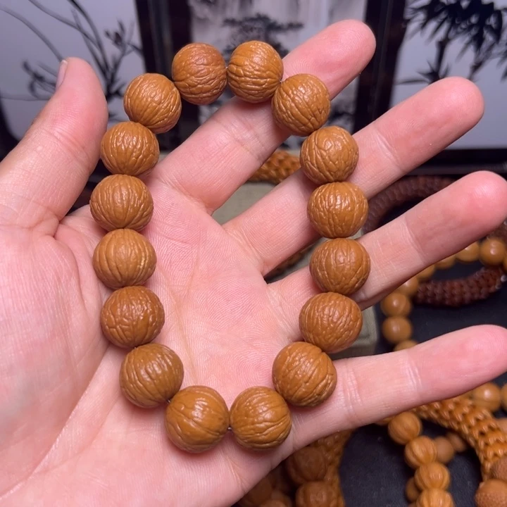 猴头核桃手串风雨