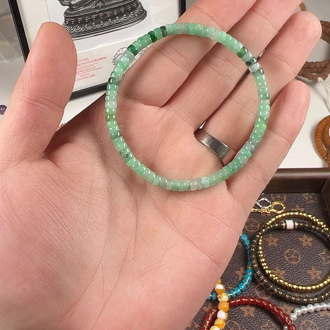 翡翠未镶嵌手链溜达玩溜达玩