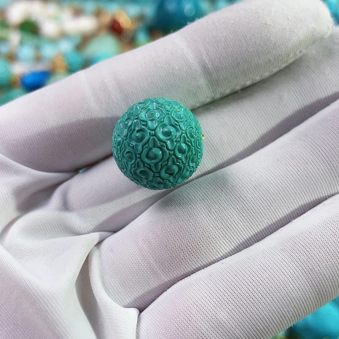 绿松石未镶嵌珠宝奇石