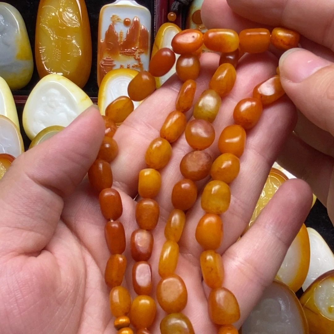 天***鸟颈饰未镶嵌和田玉