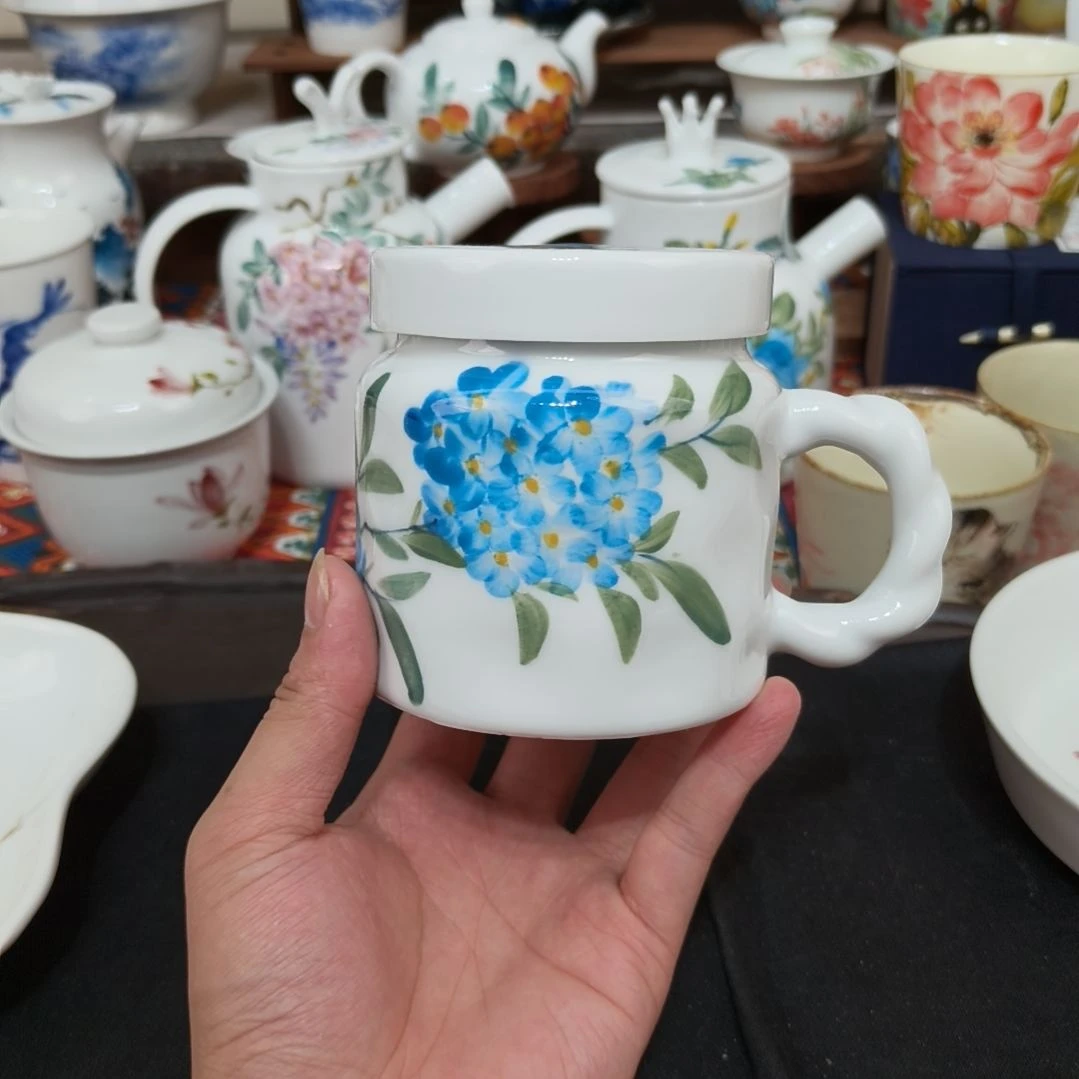 摆件景德镇手工手绘高温瓷器