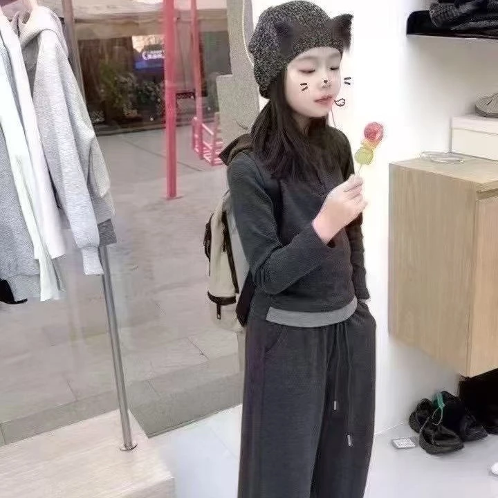 Z   2025新款Call me GG时尚百搭儿童休闲宽松运动套装 10962-1