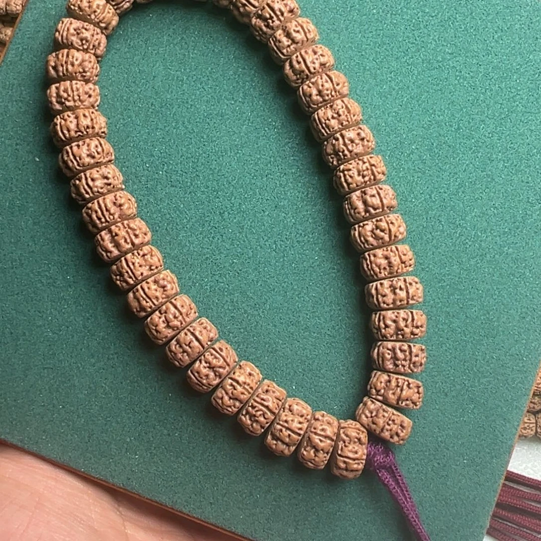 吊坠金刚菩提薄切老树王手持（福）