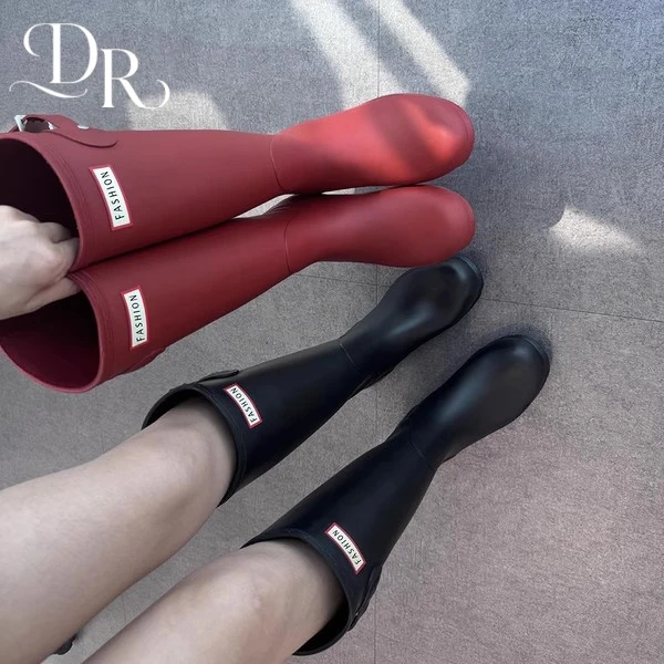 【DR官方正品】红色厚底骑士靴女冬季新款套筒粗跟长筒靴防水雨靴